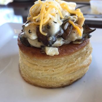 Rendez-Vous - Look at dem layers - Bakeries Near Me - Sarasota, Florida