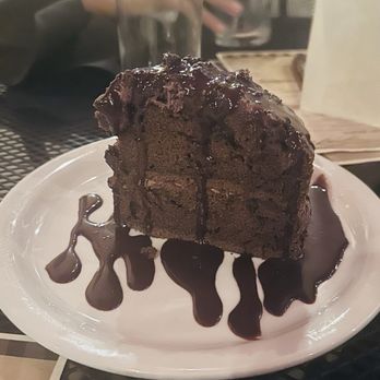 Acerra Italian Kitchen & Bar - Chocolate torta - Italian Near Me - Chicago, Illinois