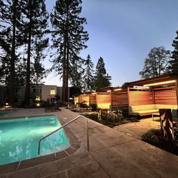 New relaxing area with friends New relaxing area with friends