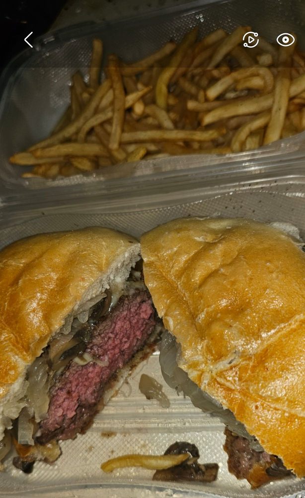 Social spots from Rossi's Bar & Grill