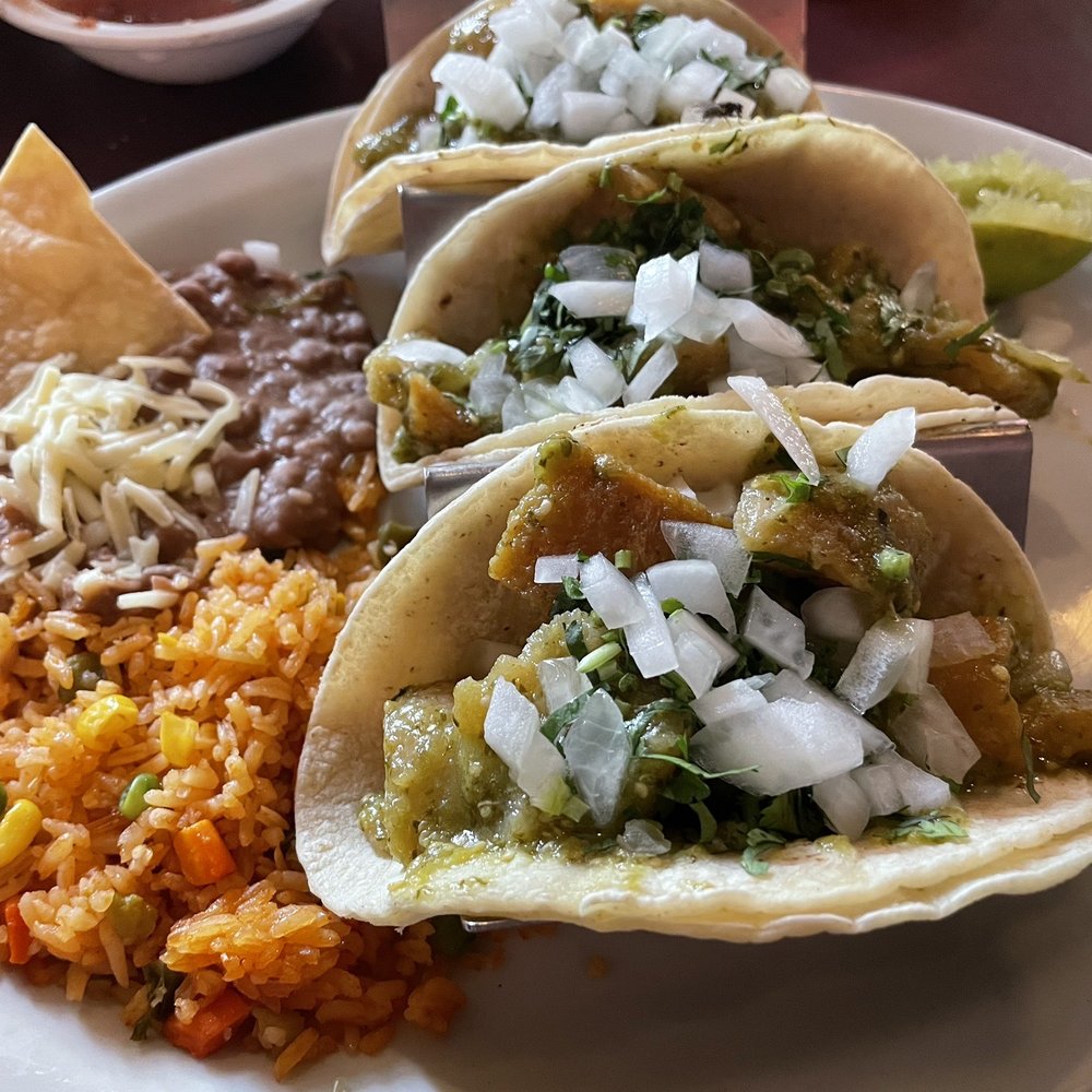 Cristobal Mexican Grill & Bar - Tacos de chicharrón - Mexican Near Me - Richmond, Texas Cristobal Mexican Grill & Bar - Tacos de chicharrón - Mexican Near Me - Richmond, Texas