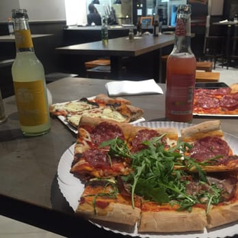 La Pausa - Sodas and pizzas! Yum! - Italian Near Me - Berlin, BE La Pausa - Sodas and pizzas! Yum! - Italian Near Me - Berlin, BE