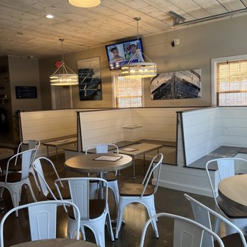 Coastline Brewing Company - Brewpubs Near Me - Westbrook, Connecticut