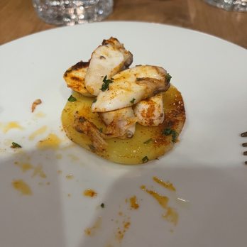 Dos Besos - Spanish Near Me - Pasadena, California