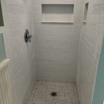 True Home Construction - Bathroom post renovation, including rebuilding the subfloor, re-waterproofing the entire shower, new backboard, and all new tile. - General Contractors Near Me - Georgetown, Texas