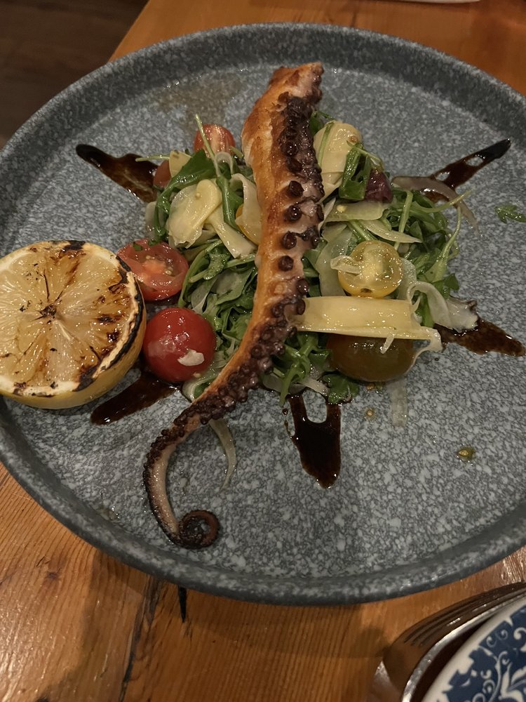 Social spots from Alessandro's Wood Fired Italian & Bar