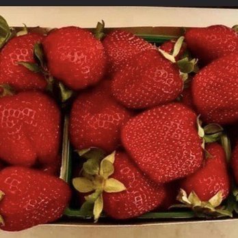 Fay's Place - a box of strawberries - Farmers Market Near Me - Isleton, California Fay's Place - a box of strawberries - Farmers Market Near Me - Isleton, California