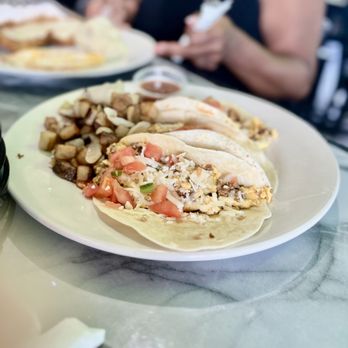The 303 Bishop Arts - Brunch tacos and potatoes - Sports Bars Near Me - Dallas, Texas