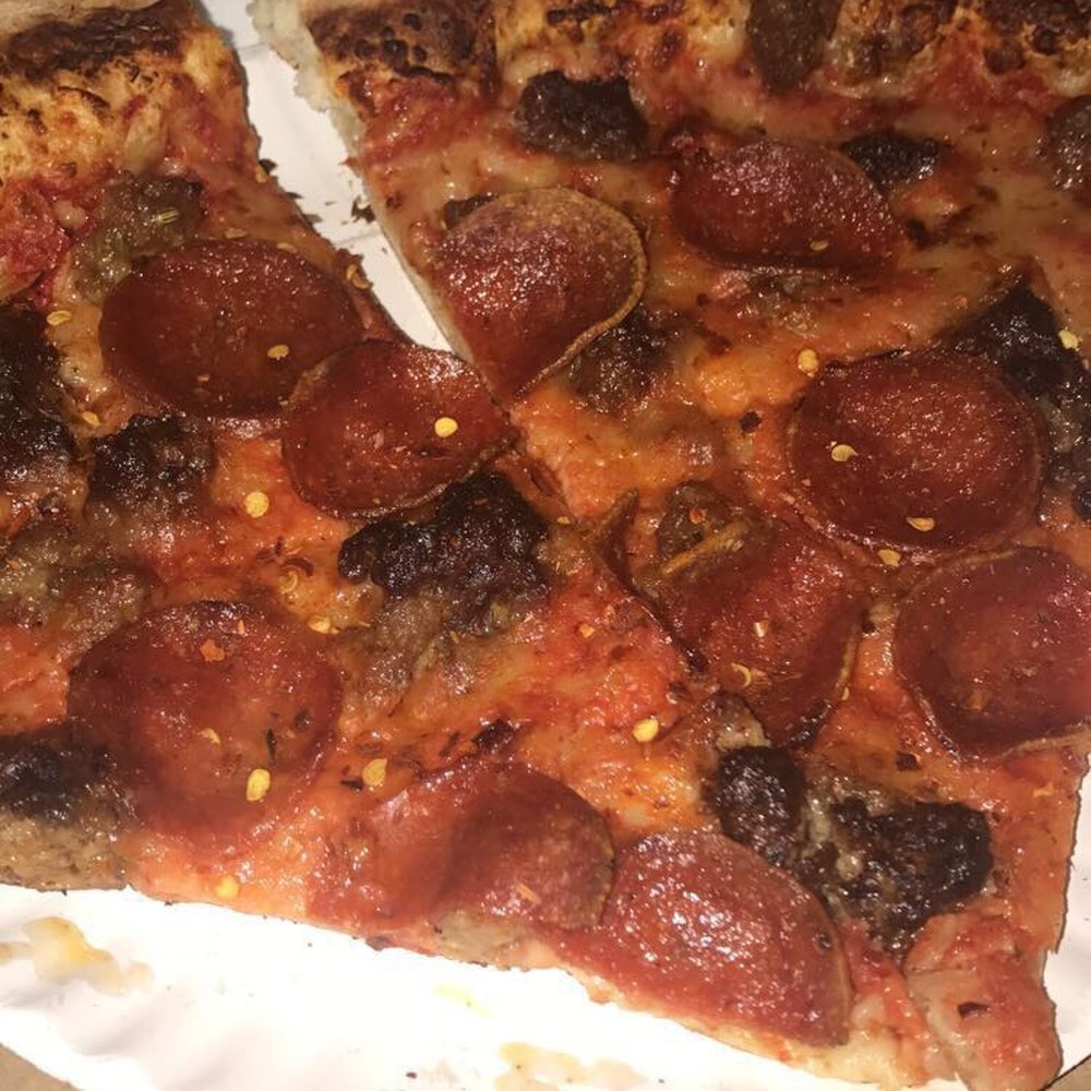 Ernesto's Pizza - Looks good but plain cheese would had been a better chose - Pizza Near Me - Somerville, Massachusetts Ernesto's Pizza - Looks good but plain cheese would had been a better chose - Pizza Near Me - Somerville, Massachusetts