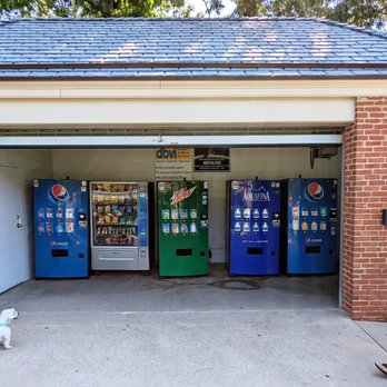 Virginia Welcome Center - This is a view of the outdoor vending area. Photo taken August 28, 2022. - Rest Stops Near Me - Skippers, Virginia Virginia Welcome Center - This is a view of the outdoor vending area. Photo taken August 28, 2022. - Rest Stops Near Me - Skippers, Virginia