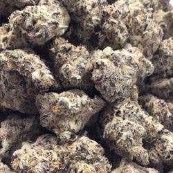 Weed Dudes - Good looking flower