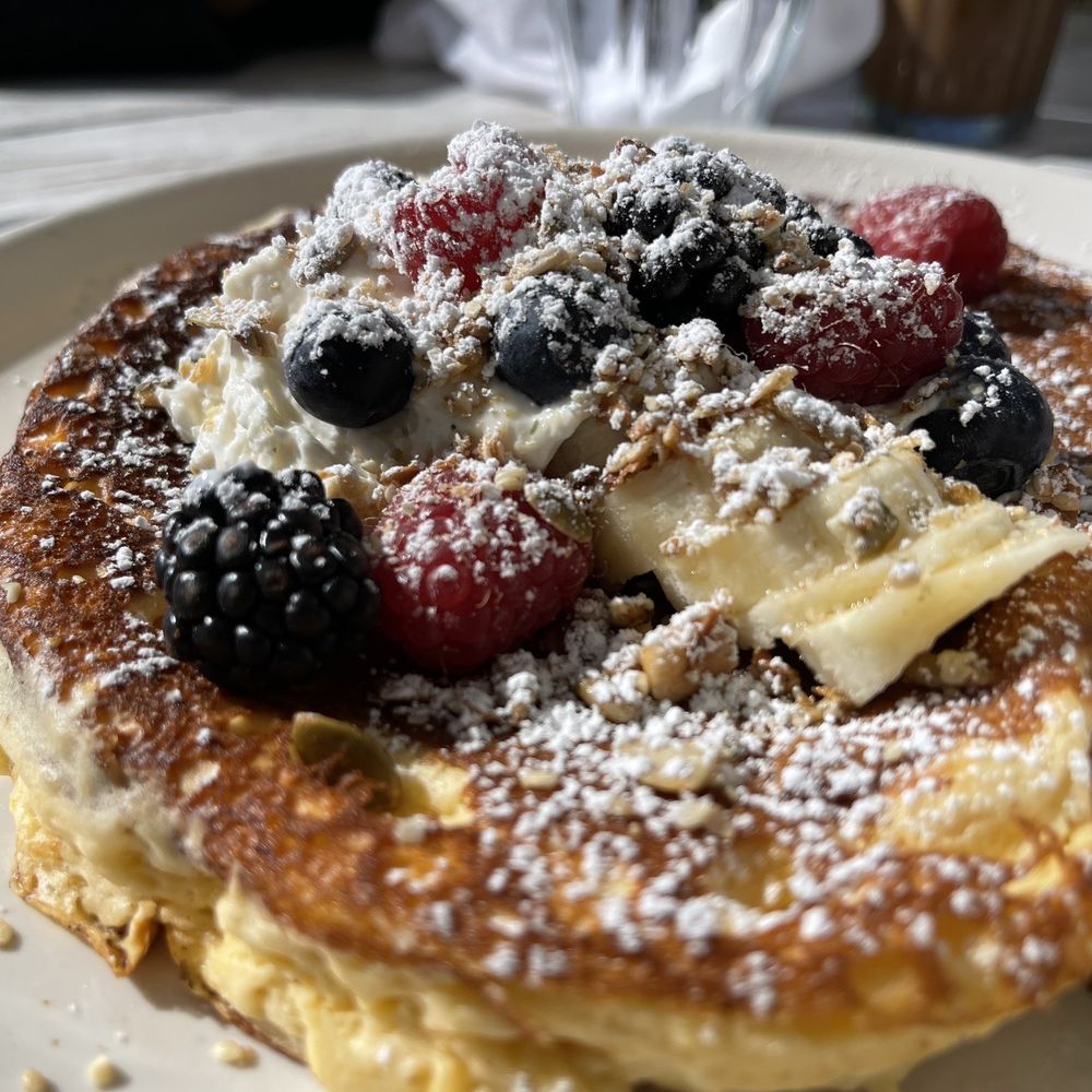 Great White - Ricotta Hotcakes w. Honeycomb Butter - Cafes Near Me - Los Angeles, California