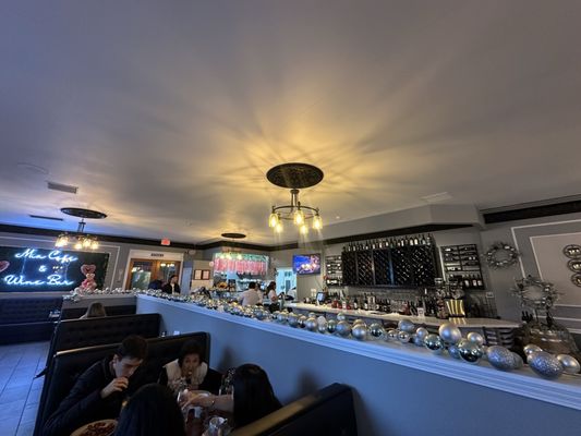 Mia Cafe and Wine Bar by null