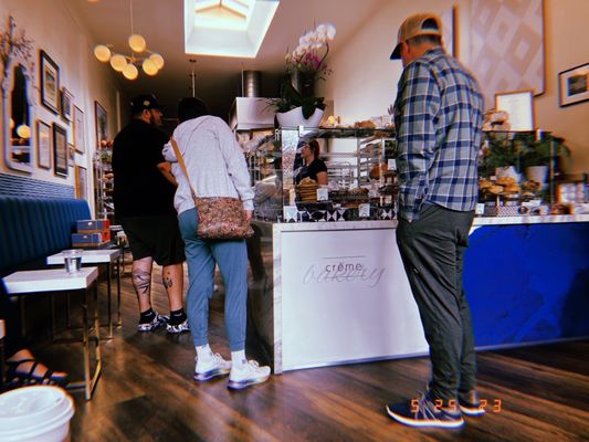 Crème Bakery by null