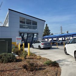 Montclair Express - Waiting to enter the tunnel of car wash love.