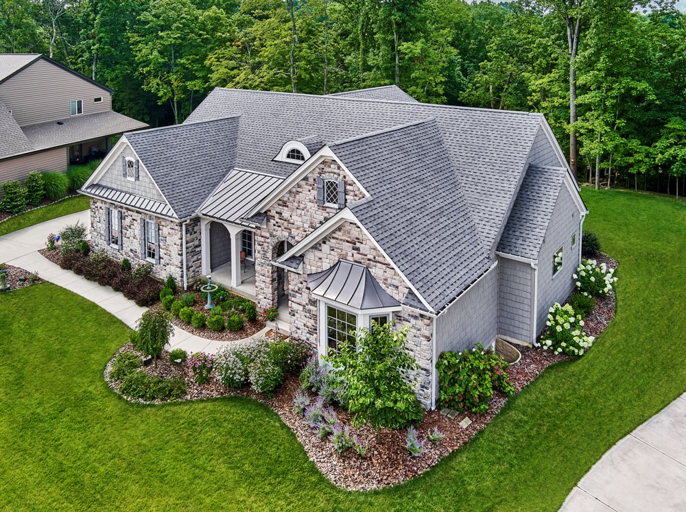 Slide of Pyramid Roofing FLA