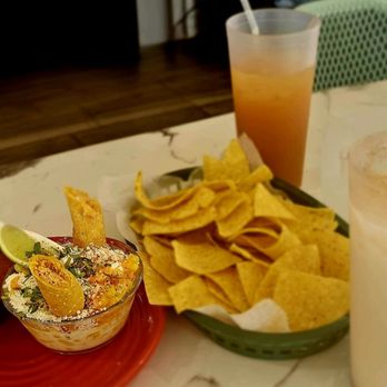 Taco’s Lab - Elote fire starter agua frescas tamarind and orchata. Free salsa and chips - Tacos Near Me - Winter Park, Florida Taco’s Lab - Elote fire starter agua frescas tamarind and orchata. Free salsa and chips - Tacos Near Me - Winter Park, Florida