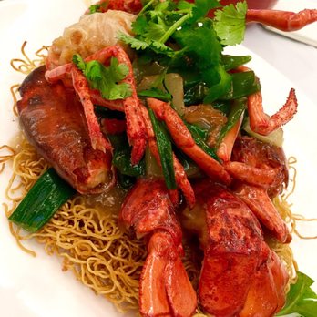 Fung's Kitchen - Lobster with pan fried noodles - Dim Sum Near Me - Houston, Texas