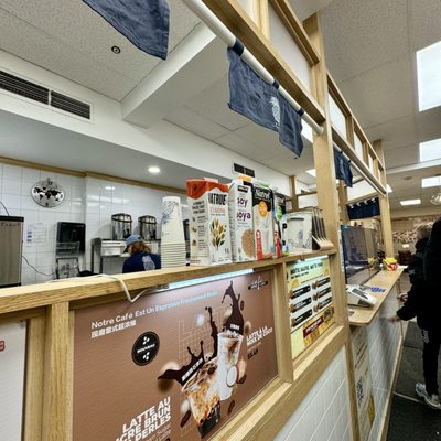 Yifang Taiwan Fruit Tea by null