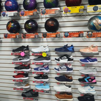 TV Bowling Supply - HP Lanes - Different bowling balls and shoes - Sporting Goods Near Me - Columbus, Ohio TV Bowling Supply - HP Lanes - Different bowling balls and shoes - Sporting Goods Near Me - Columbus, Ohio