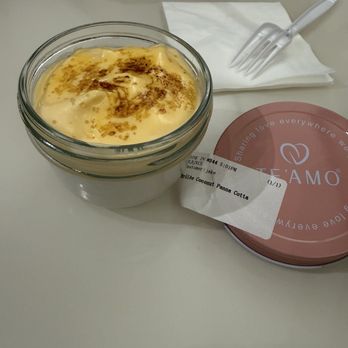 Te'amo Boba Bar - Crème Brûlée Coconut Panna Cotta 布蕾椰奶冻 - Bubble Tea Near Me - Chicago, Illinois Te'amo Boba Bar - Crème Brûlée Coconut Panna Cotta 布蕾椰奶冻 - Bubble Tea Near Me - Chicago, Illinois