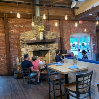 Scratch Kitchen & Taproom - Bars Near Me - Apex, North Carolina