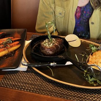 The Clinkscale - Filet mignon with mashed potatoes and side of carrots - Breakfast & Brunch Near Me - Jerome, Arizona