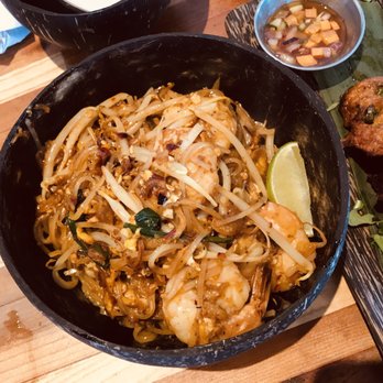 Kala Thai Cookery - Shrimp Pad Thai - Thai Near Me - Boston, Massachusetts Kala Thai Cookery - Shrimp Pad Thai - Thai Near Me - Boston, Massachusetts