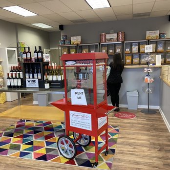 Lammar Marie's Gourmet Popcorn - Popcorn Shops Near Me - Henrico, Virginia Lammar Marie's Gourmet Popcorn - Popcorn Shops Near Me - Henrico, Virginia