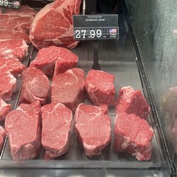 Market 32