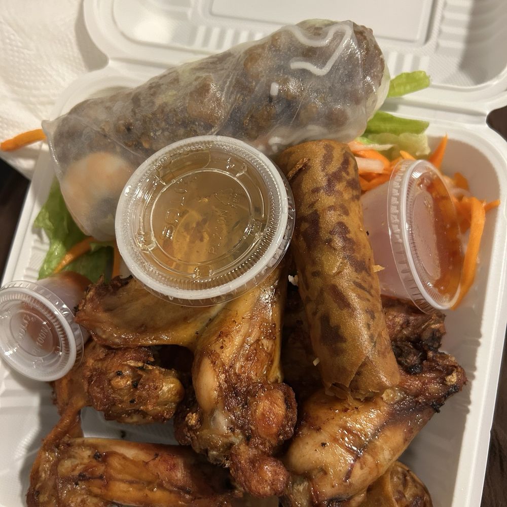 Pho Viet's - Wings, 5. Three Pieces Vegetarian Spring Roll - Vietnamese Near Me - Boston, Massachusetts Pho Viet's - Wings, 5. Three Pieces Vegetarian Spring Roll - Vietnamese Near Me - Boston, Massachusetts