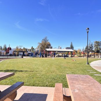 Library Park - Parks Near Me - Lakeport, California Library Park - Parks Near Me - Lakeport, California