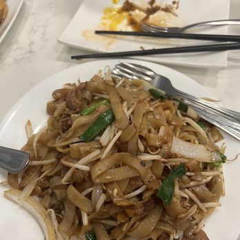 Go 4 Food - Beef and noodles - Seafood Near Me - Chicago, Illinois Go 4 Food - Beef and noodles - Seafood Near Me - Chicago, Illinois