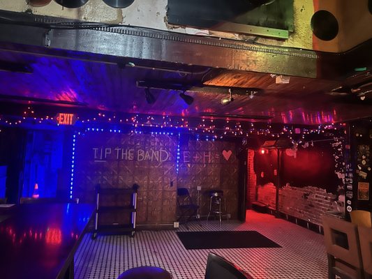 Earnestine & Hazel's by null