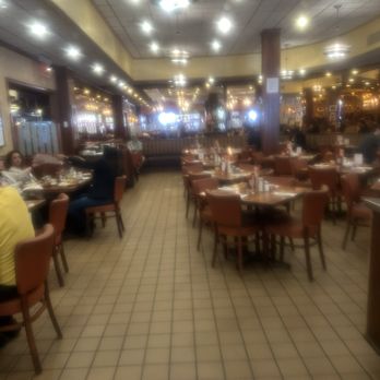 Junior's Restaurant - Bakeries Near Me - Brooklyn, New York
