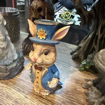 Brown Bear Gift Shop - Home Decor Near Me - Big Bear Lake, California