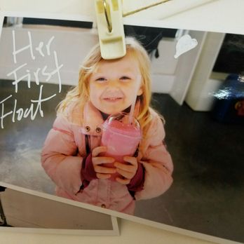 Panini and Ice cream - Ice Cream & Frozen Yogurt Near Me - Hamilton, Ontario