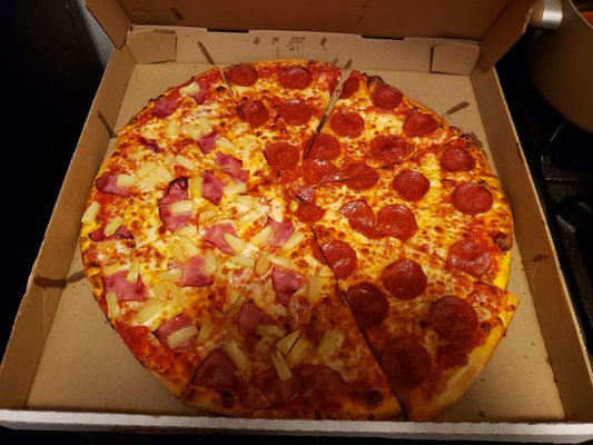 Vinny's Pizza by null