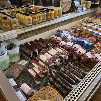 Nelson Cheese Factory - Cheese Shops Near Me - Nelson, Wisconsin