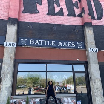 Battle Axes - This place is fun - Axe Throwing Near Me - Lexington, Kentucky