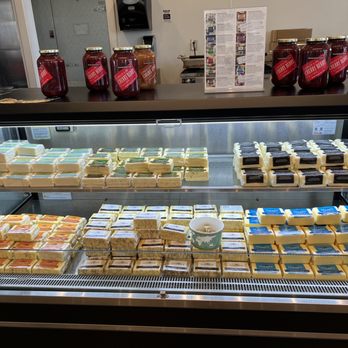 Face Rock - Cheese - Ice Cream & Frozen Yogurt Near Me - Coos Bay, Oregon