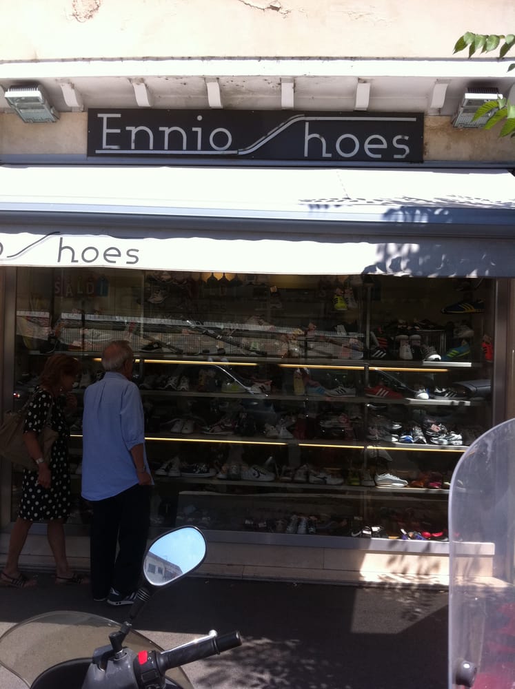 ennio scarpe ponte milvio