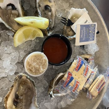 Conch Republic Seafood - Raw oysters - Seafood Near Me - Key West, Florida