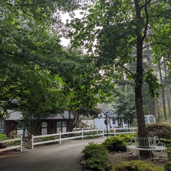 Bear's Lair - Bed & Breakfast Near Me - Gig Harbor, Washington