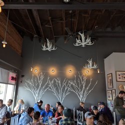 Feldmans Deli - Inside