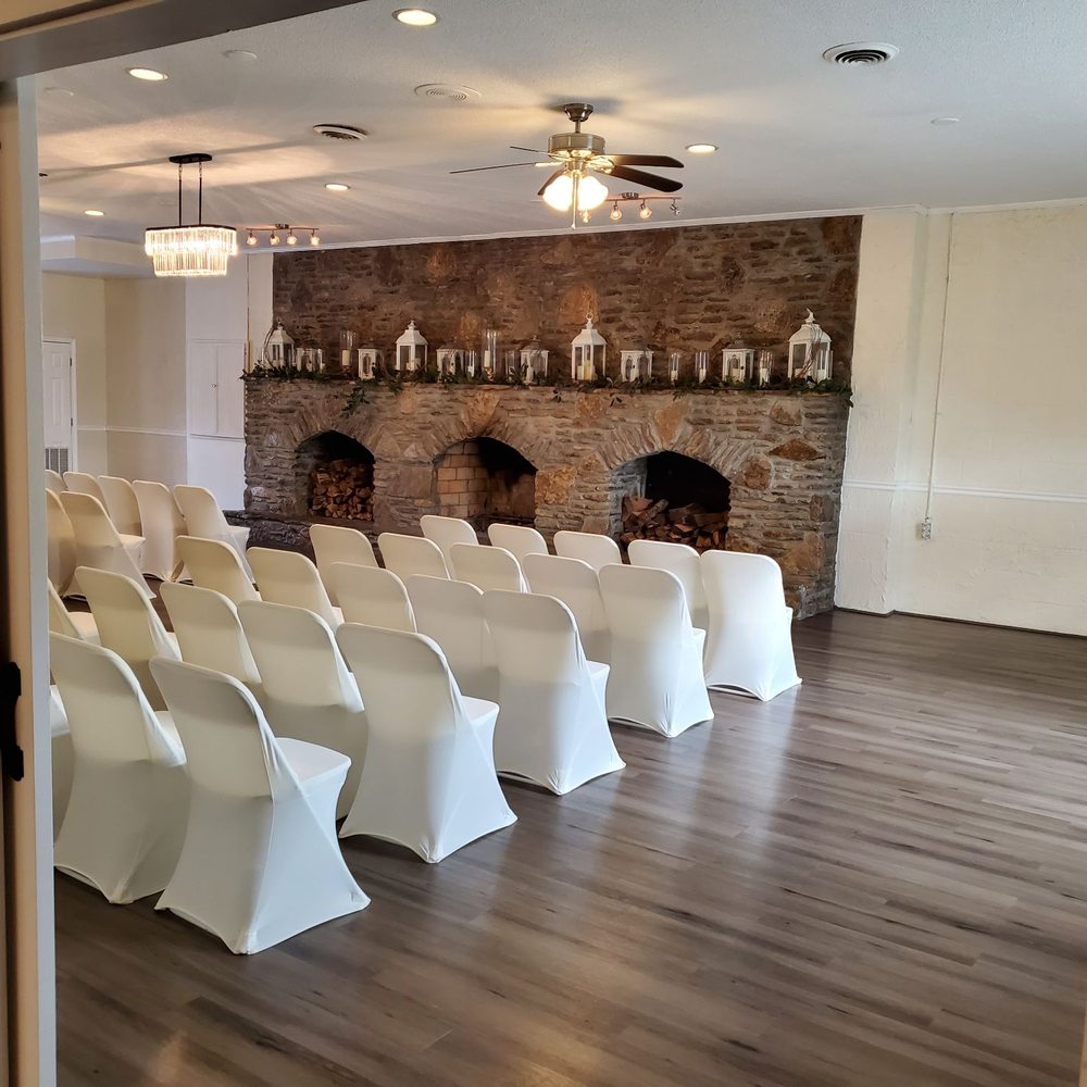 Rivers Edge Events & Rentals - Hearth room - Venues & Event Spaces Near Me - Shepherdsville, Kentucky Rivers Edge Events & Rentals - Hearth room - Venues & Event Spaces Near Me - Shepherdsville, Kentucky
