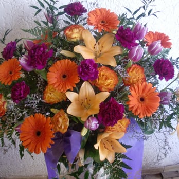 Mai's Blumen - Munich, BY