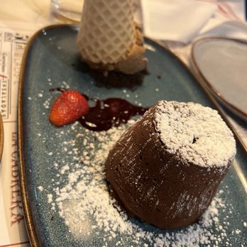La Cabrera - Chocolate lava dessert - Argentine Near Me - Sunny Isles Beach, Florida La Cabrera - Chocolate lava dessert - Argentine Near Me - Sunny Isles Beach, Florida