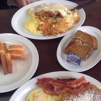 Shorty'z - Breakfast & Brunch Near Me - Fullerton, California