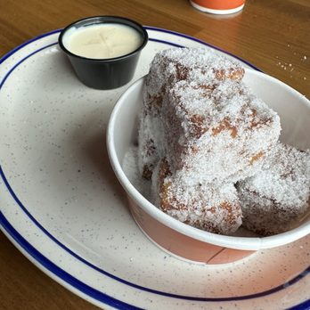 Feast BBQ - Rev. Rogers' Crispy White Chocolate & Bourbon Bread Pudding Sticks - Barbeque Near Me - Louisville, Kentucky